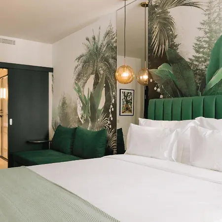 Pestana Rua Augusta 4*